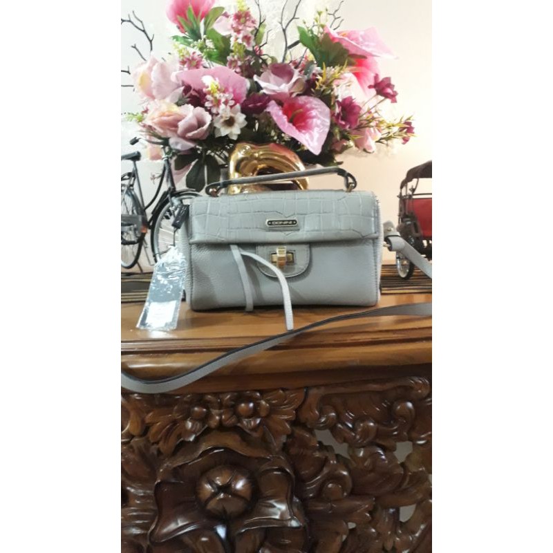 SOLD -Tas Donini Vigo silver croco