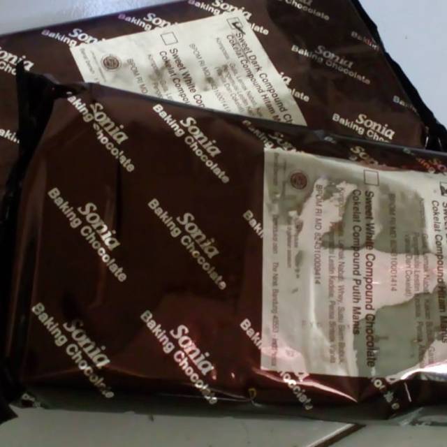 Coklat batang Sonia sweet dark compound perkilo