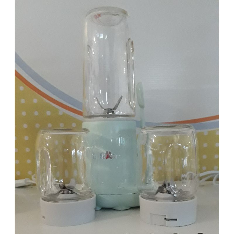Bear Sport Blender Pelumat 200 Watt