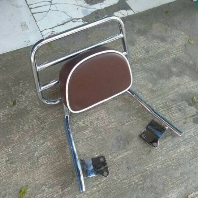 Aksesoris motor scoopy. Backrack scoopy. Sandaran belakang scoopy