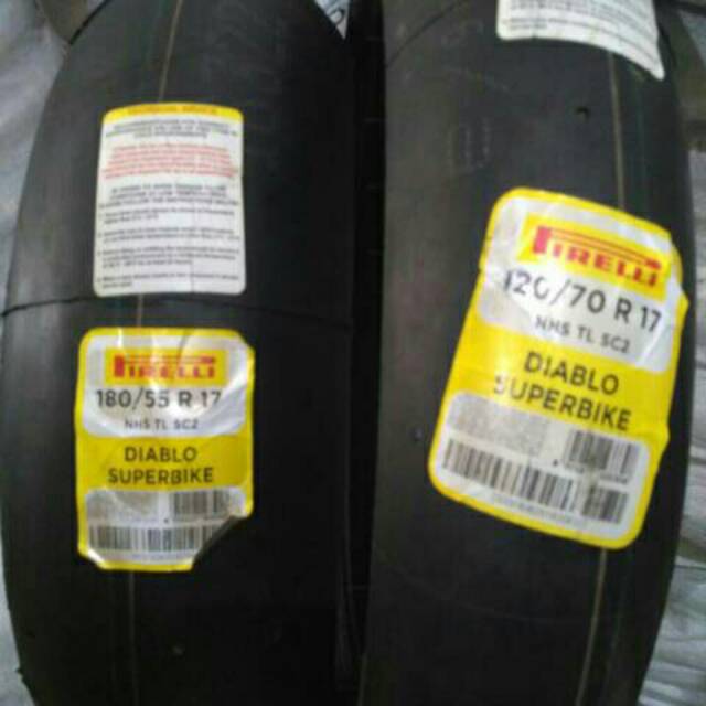 PAKET BAN PIRELLI DIABLO SUPERBIKE UK 120/70 R 17 & 180/55 R 17