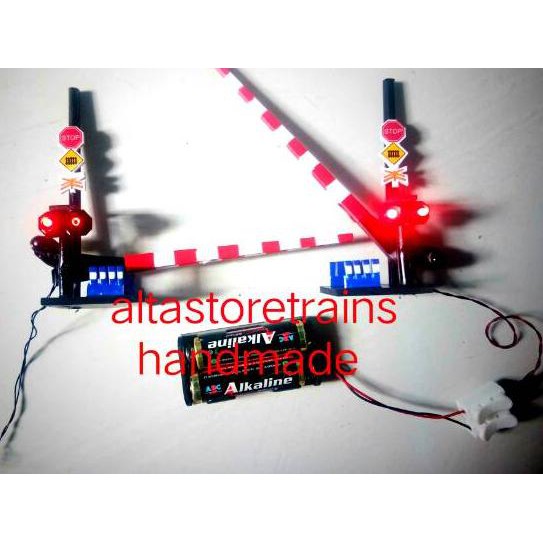 Miniatur palang pintu Kereta api pjl