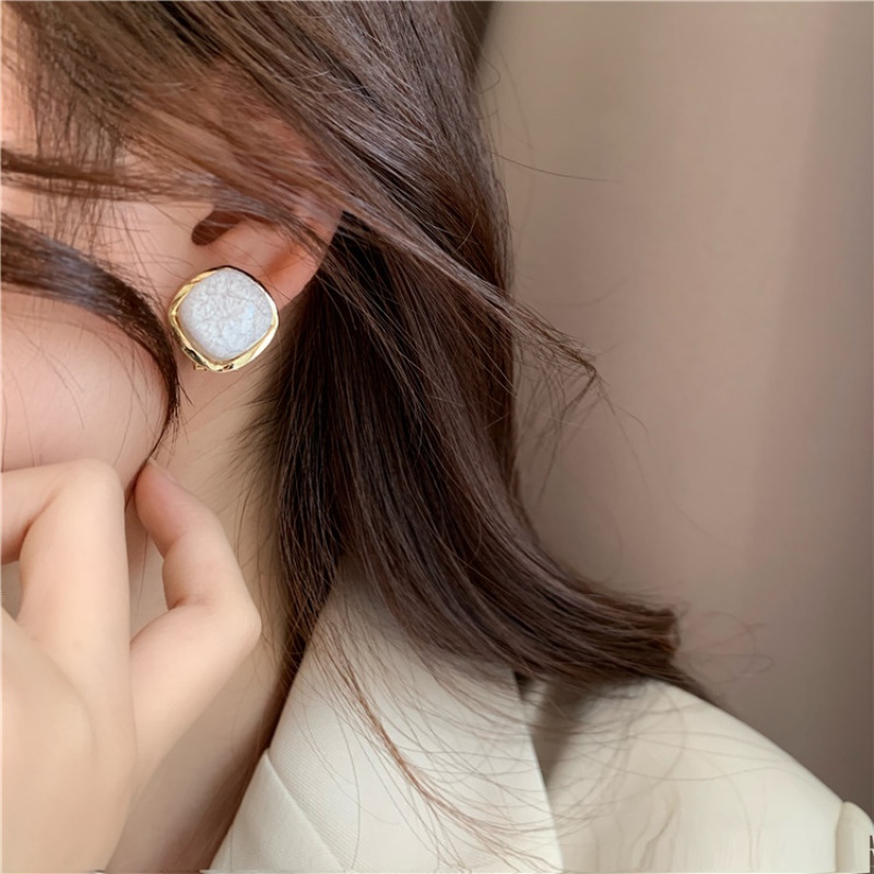 Anting Kotak Geometris Prancis vintage Elegan Untuk Wanita Aksesoris Telinga Korea