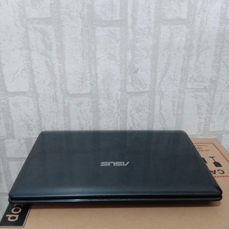 Laptop  Asus K42F intel Cor i3 Ram 4GB HDD 320GB Layar 14 inc Windows 10 mulus