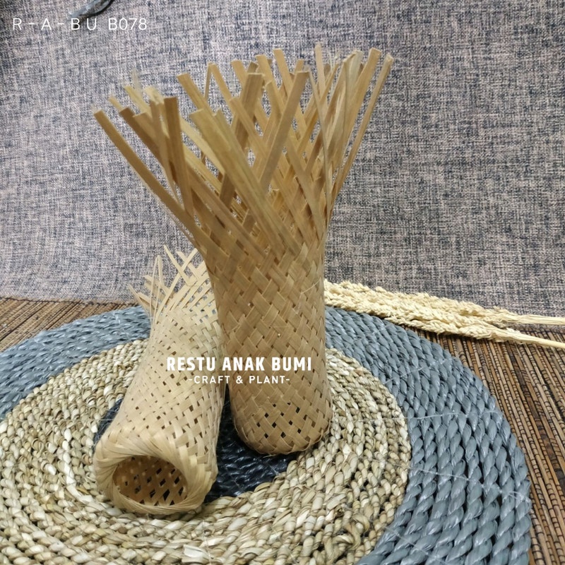 

Krongso Mini bambu/parcel/nanas/buah/keranjang/hadiah/packaging/pesta/perayaan/makanan/hantaran/souvenir/lamaran/jajanan pasar/nikah/catering/events/nasibox/homemade/restaurant/nasikotak/tumpeng