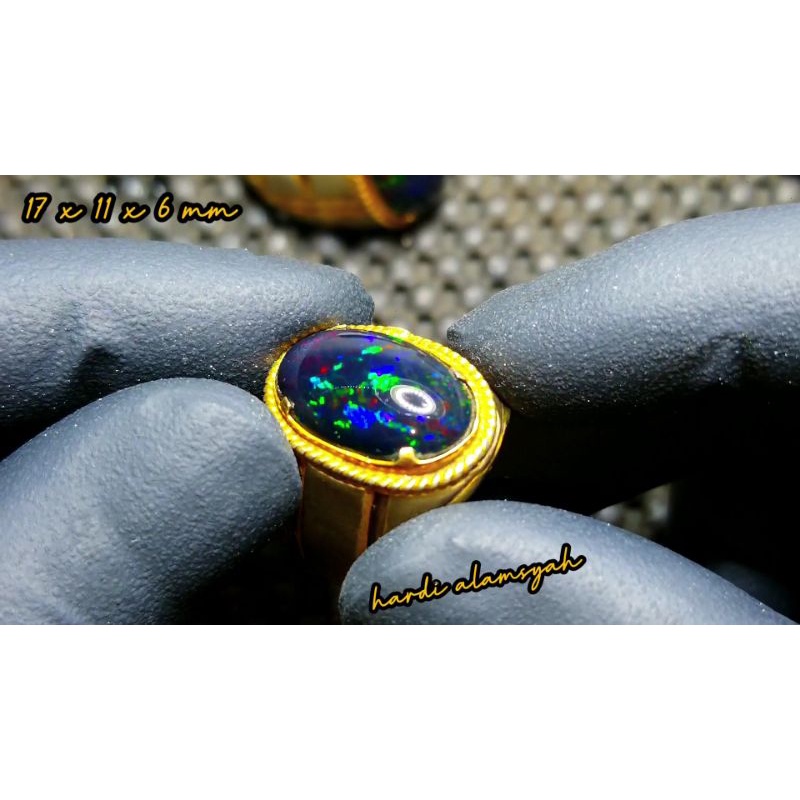 BLACK OPAL SOLID BANTEN MEWAH