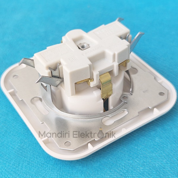 Stop Kontak Non CP Panasonic WEJP1131-7 Wide Series Tanpa Tutup Pengaman - Stopkontak IB Inbow Tanam Panasonic