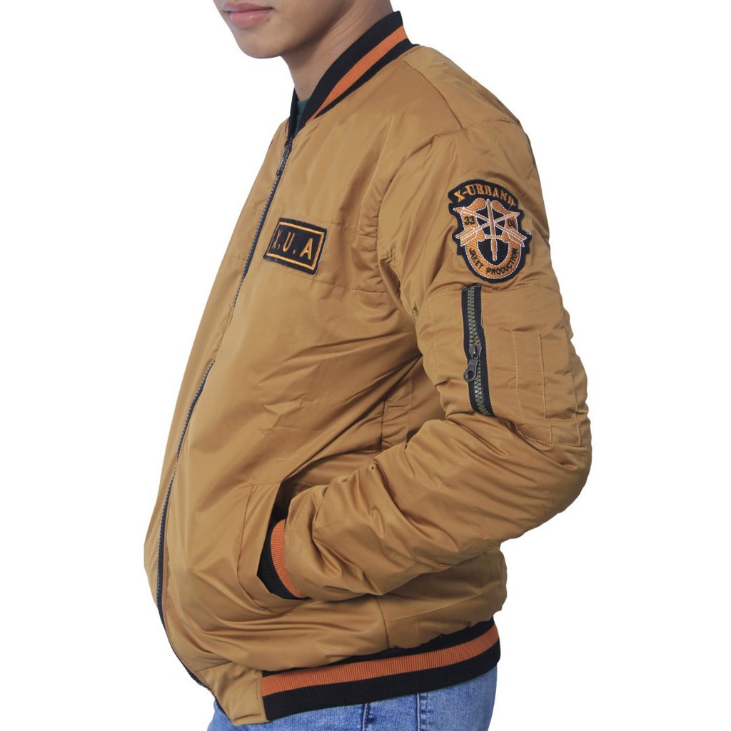 Dhozen Jaket Parasut Motor Pria Xua A012