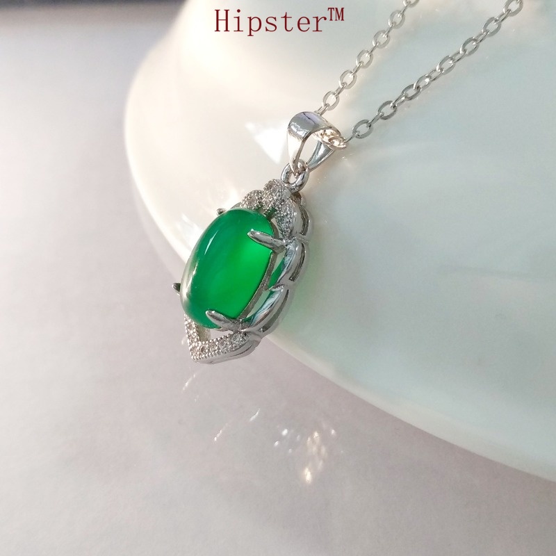 Popular Vintage Diamond Hollow Emerald Pendant Platinum Necklace