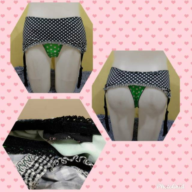 Thong Panty + Garter Victoria's secret(Cut Label)
Kode : B3105
