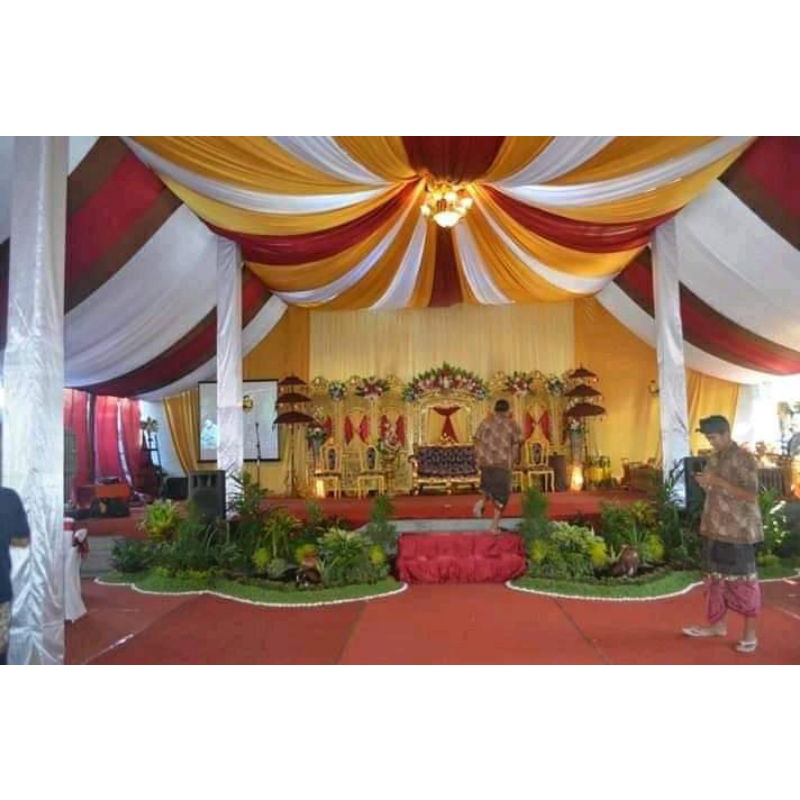Plafon tenda pesta