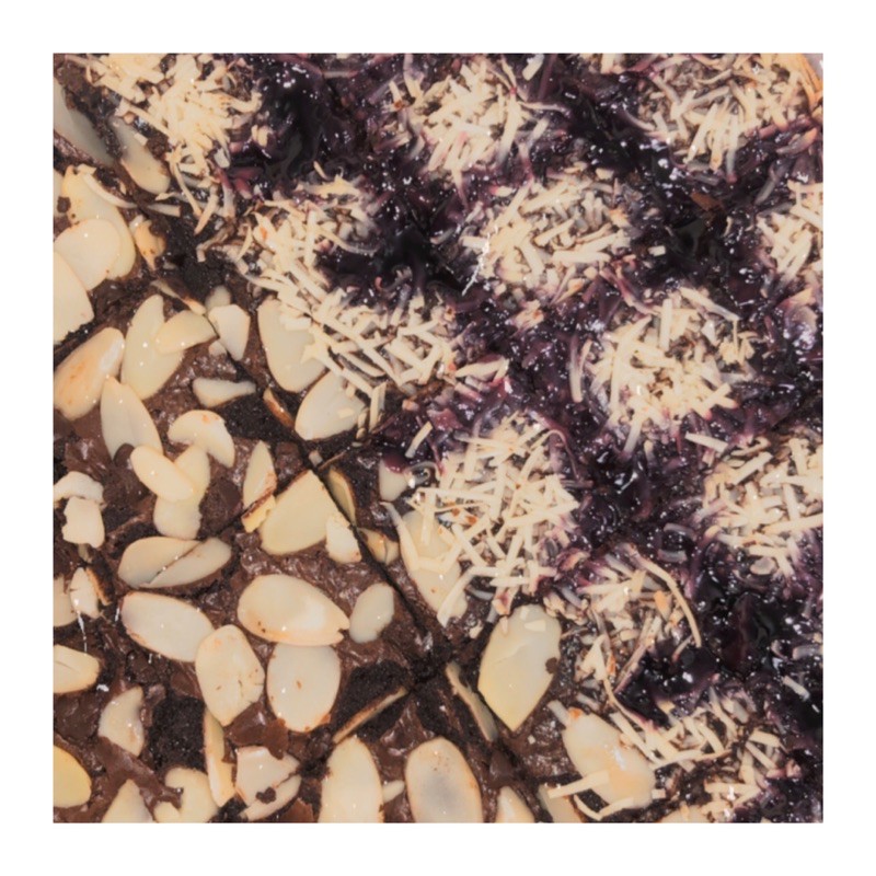 

BROWNIES MIX BLUBERRY X ALMOND