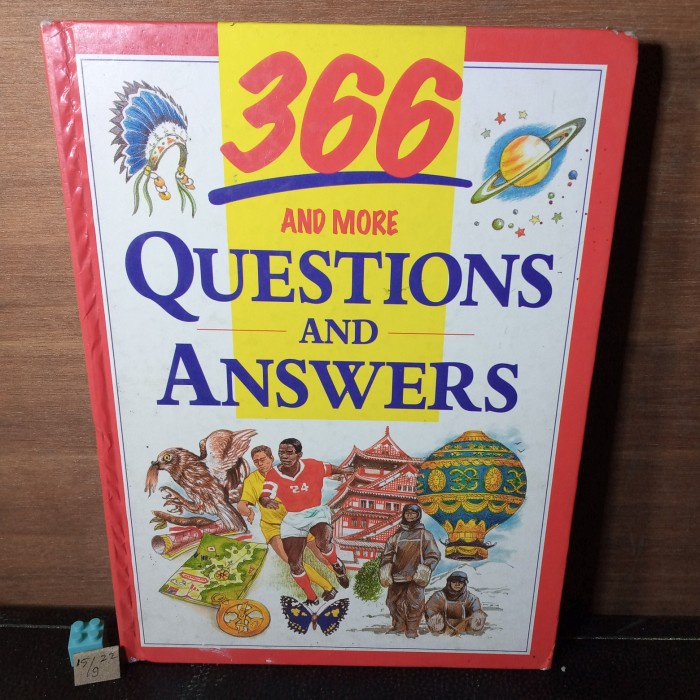 buku bahasa Inggris 366 and more questions and answers hard cover 192H