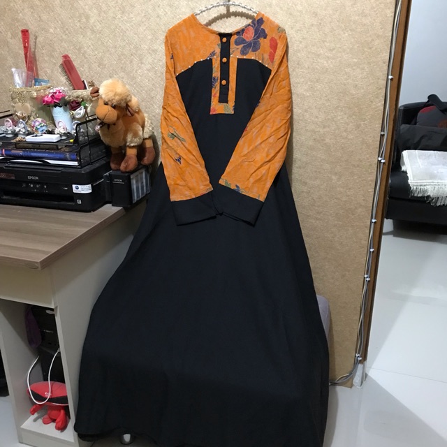 Preloved Batik Branded Busui Gamis Syari Motif Polos Bunga Flower Mutiara Dress Kerja Wanita Hitam