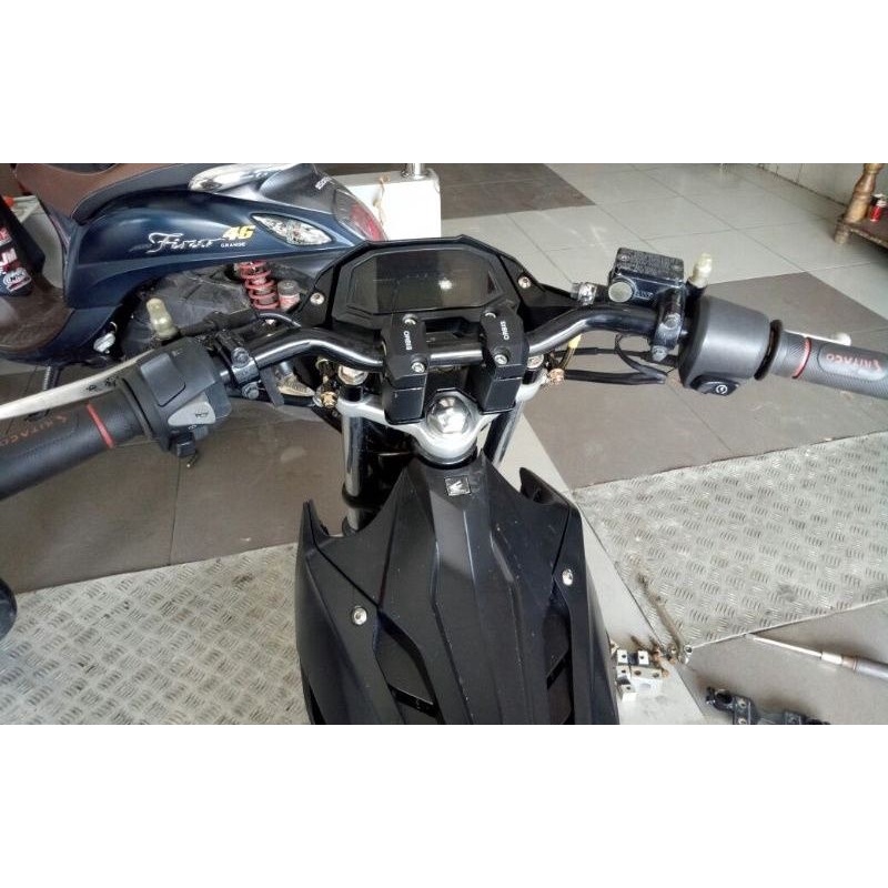 BREKET STANG RZR+RAISER SONIC-SATRIA FU DUDUKAN STANG RZR RAISER STANG RZR HONDA SONIC 150R-SATRIA FU BAHAN BESI TEBAL