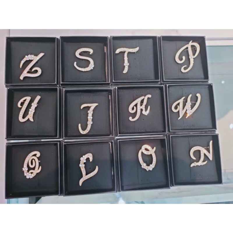 Buttonscarves Alphabet Brooch