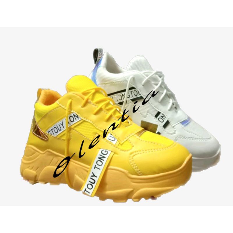 sepatu wanita sneaker terlaris masa kini ub 38