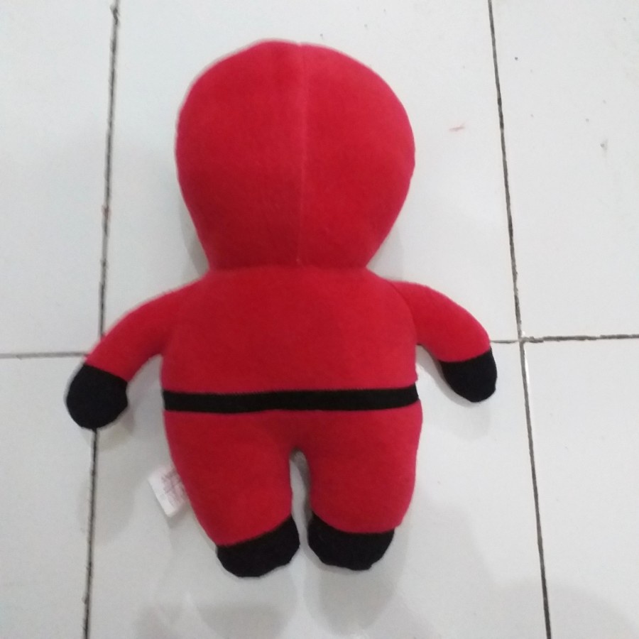 Boneka Tentara Killer Squid Game tinggi 34 cm / Mainan Prajurit Squid