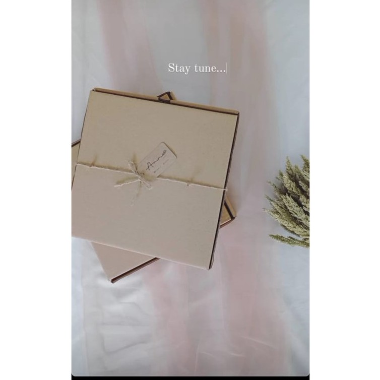 PAKET GIFT AESTHETIC CUSTOM FREE GIFT CARD