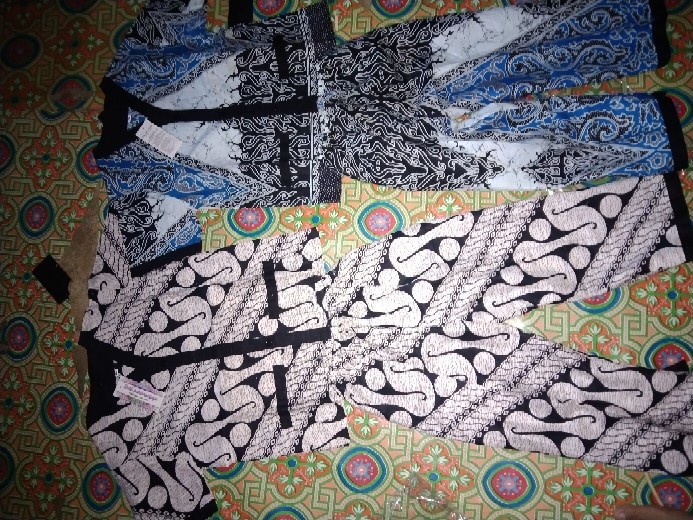 Piyama Batik Anak Cowok Cewek Motif Elegan Bahan Adem Untuk Usia 1- 5 Tahun.