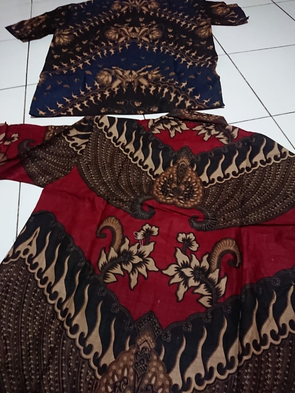 Batik Pria Slimfit Lengan Panjang Mewah Kemeja Batik Modern