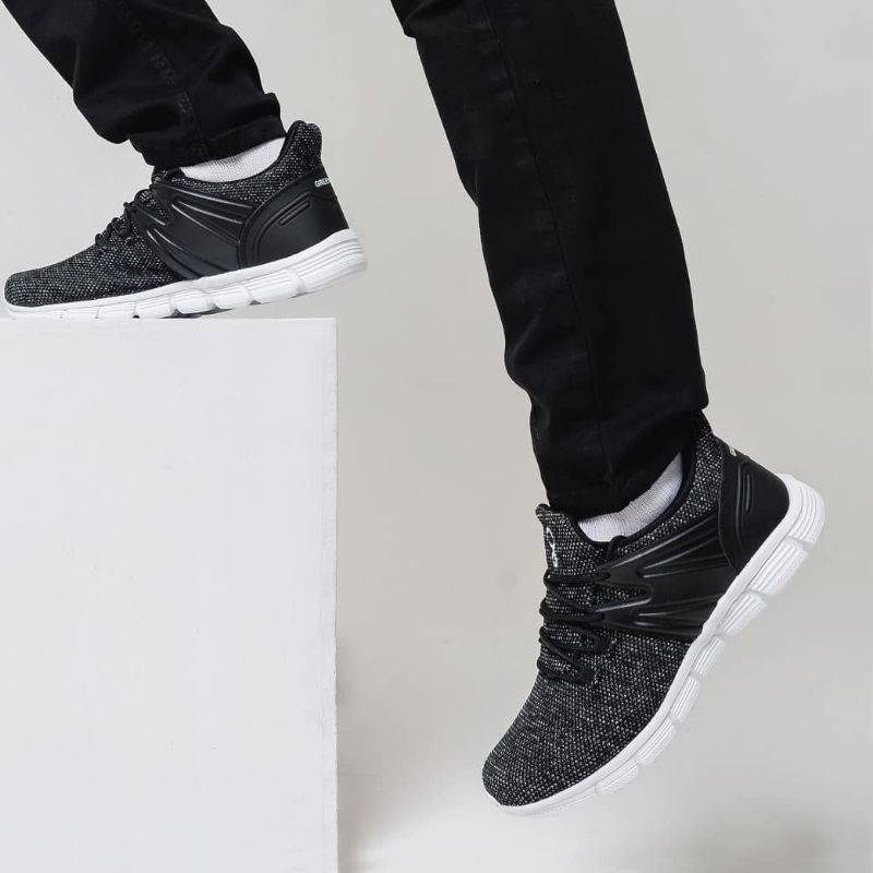 Sepatu 3SECOND Running Sneaker Original