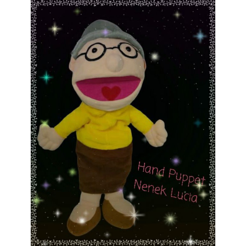 Boneka Tangan Nenek Lucia