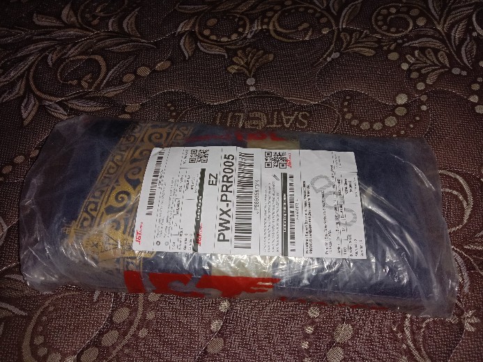 Gantungan Kunci Model Taring Babi