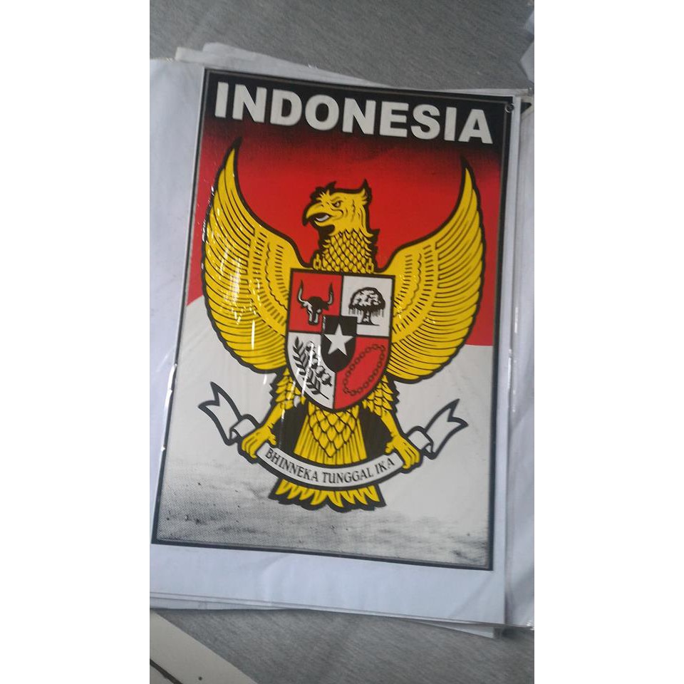 

STICKER 33 X 26 CM INDONESIA GARUDA KUNING