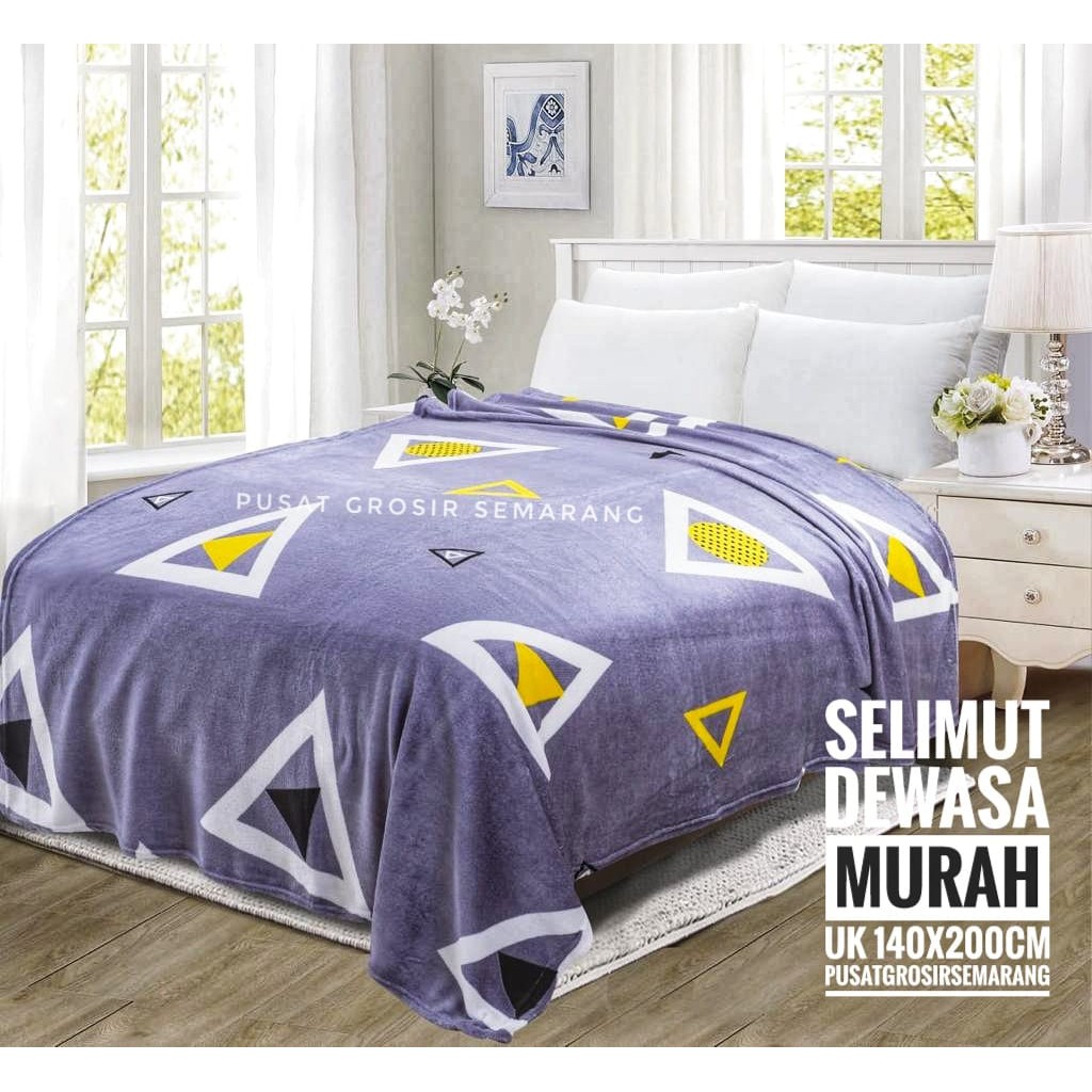 Selimut Dewasa Murah MORIA Abstrak Leaf Polkadot Flower Bvrbery Reindeer Could Moon Star Awan Rusa-Double Triangle
