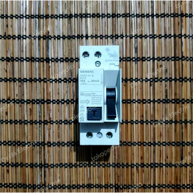 RCCB ELCB Siemens 5SM3 311-6 2 Phase 16 Ampere 30 mA