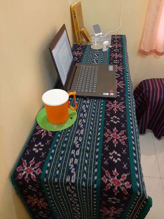 Taplak Meja / Selendang Tenun Etnik Motif Ntt