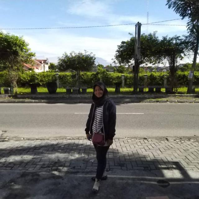 krismarliaagustin
