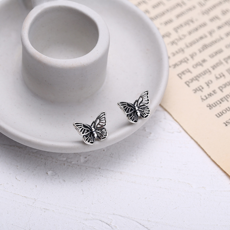 Butterfly Earrings Retro Dark Simple