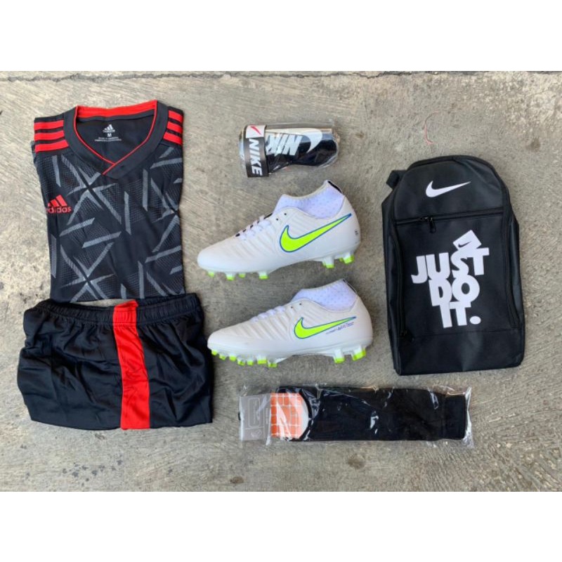 (Paket komplit 5) Sepatu Bola Nike Mercurial x superfly terbaru 2021 boots Cr7 putih pink elite-5