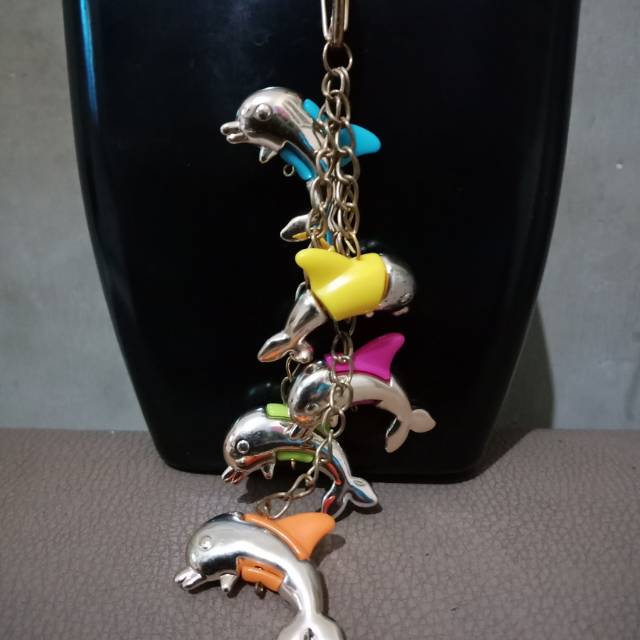 Gantungan Lumba-lumba