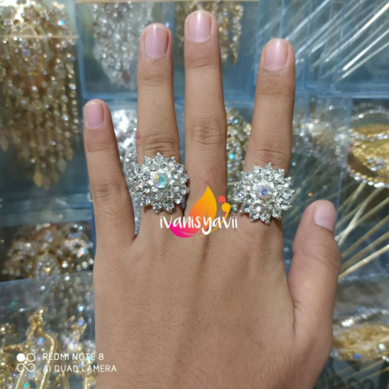 Cincin Pengantin ModeL Bulat (Gold/ Silver)