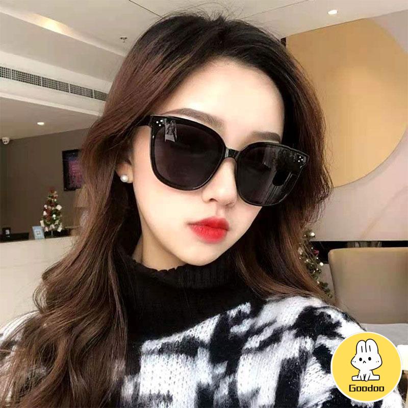 Kacamata Kotak Hitam Korean Fashion Sunglassess Wanita/Pria Unisex -Doo