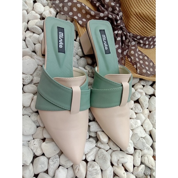 MISUTA ANDINDA HEELS