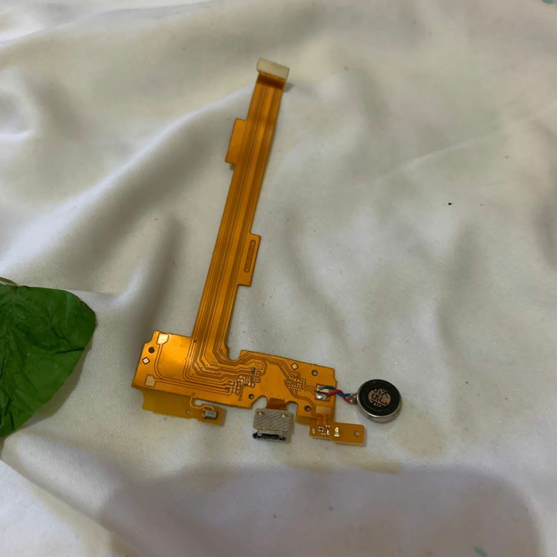 FLEXIBLE CAS DAN GETAR OPPO NEO 7