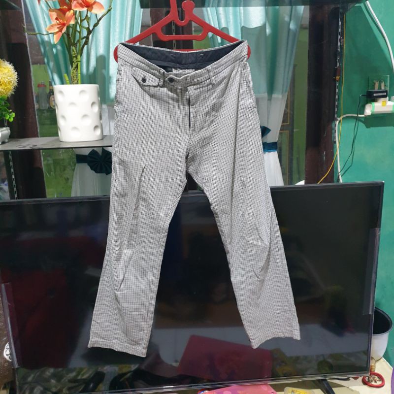 celana checker board uniqlo tartan