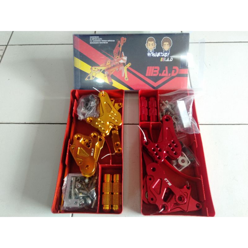 FOOTSTEP UNDERBONE (SONIC 150/CB 150R)