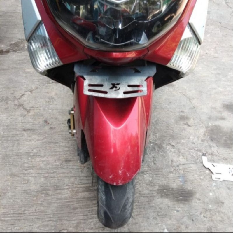 Bracket Dudukan Plat Nomor Yamaha Nmax Old