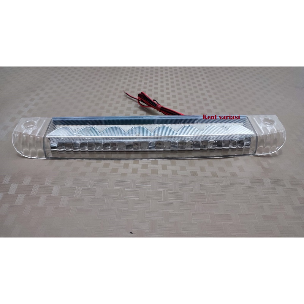 Lampu Spoiler Innova 32.5 x 5.5 x 2.5 cm