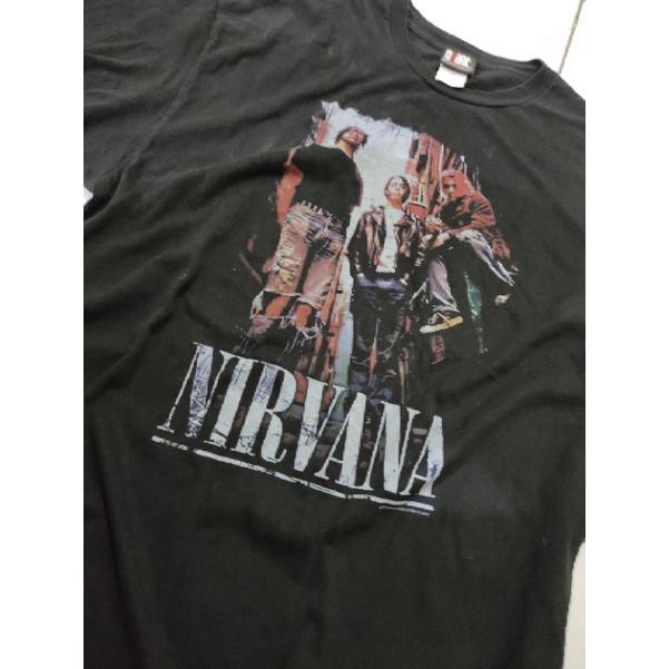 KAOS NIRVANA SECOND VINTAGE GIANT WARNA HITAM