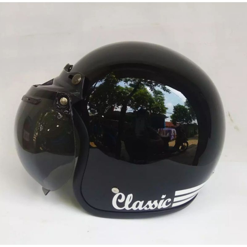 -10. Hitam glossy