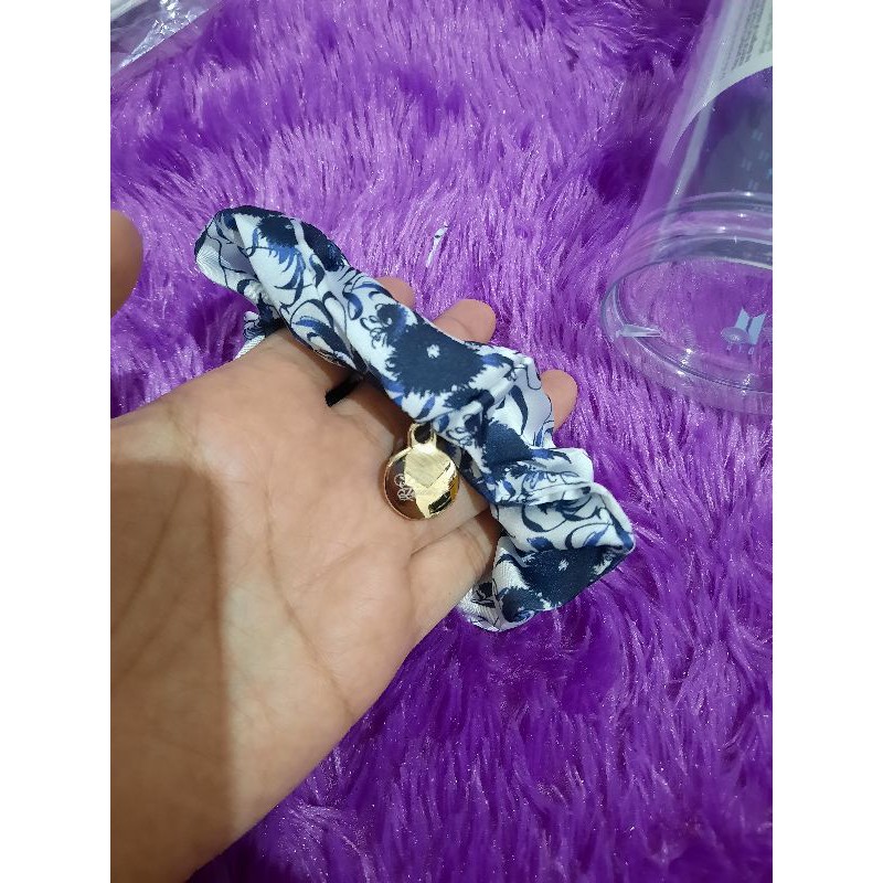 {READY} Scrunchy pop up store BTS OFFICIAL