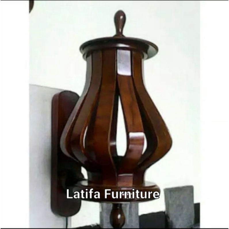 Lampu Dinding Kayu Jati Desain Klasik Outdoor