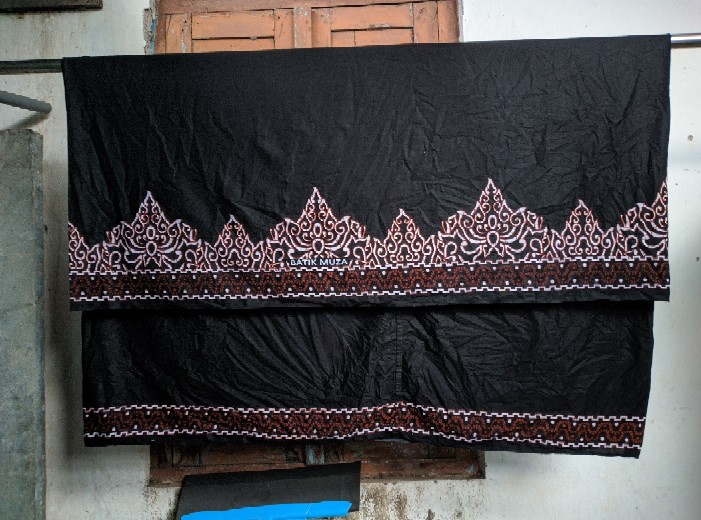 Diskon 55% Sarung Batik Motif Tumpal Esbiru Batik Pekalongan Bisa Bayar Ditempat/cod