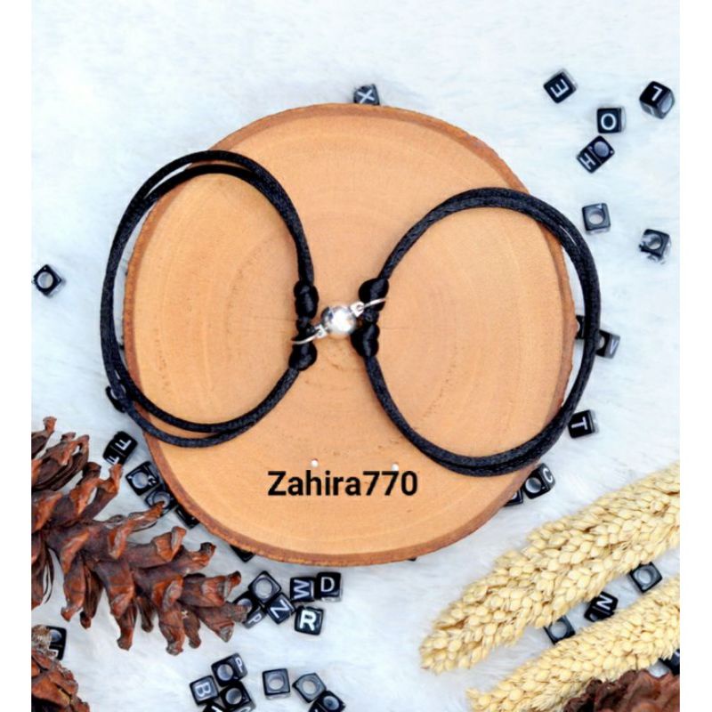 COSTUM GELANG MAGNET INISIAL / NAMA TALI SATIN